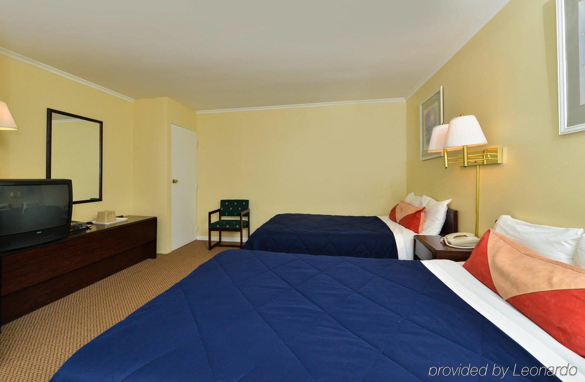 Americas Best Value Inn บริดจ์วอเตอร์ ภายนอก รูปภาพ